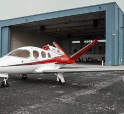 cirrus vision jet a venda