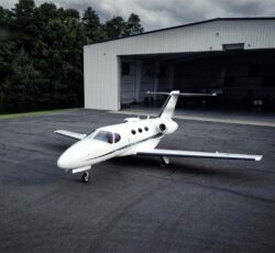 cessna mustang a venda