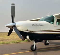 cessna 210 a venda