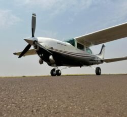 cessna 210 a venda