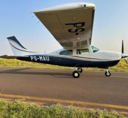 cessna 210 a venda