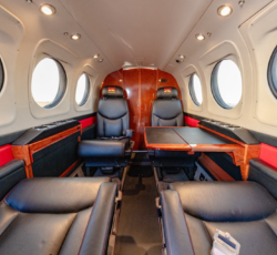 BEECHCRAFT KING AIR C90B 2004