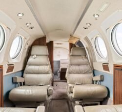 BEECHCRAFT KING AIR C90A 1989