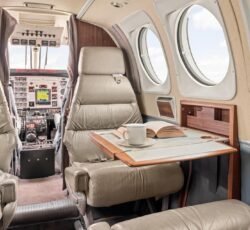 BEECHCRAFT KING AIR C90A 1989