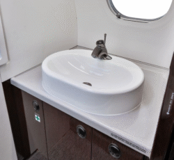 EMBRAER PHENOM 300E 2022