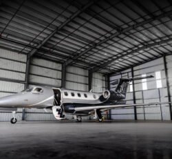 EMBRAER PHENOM 300 2011