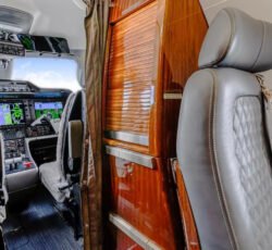 EMBRAER PHENOM 300 2011