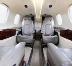 EMBRAER PHENOM 300 2015