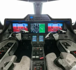 EMBRAER PHENOM 300 2017