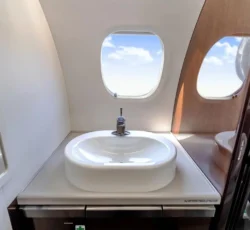 EMBRAER PHENOM 300E 2020