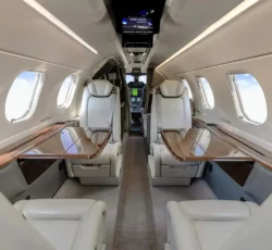 EMBRAER PHENOM 300E 2020