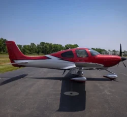 CIRRUS SR22 G6 2023