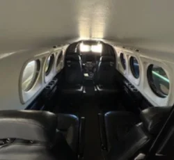 BEECHCRAFT KING AIR C90B 2001