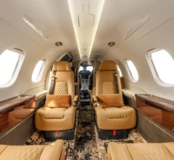 EMBRAER PHENOM 300 2014