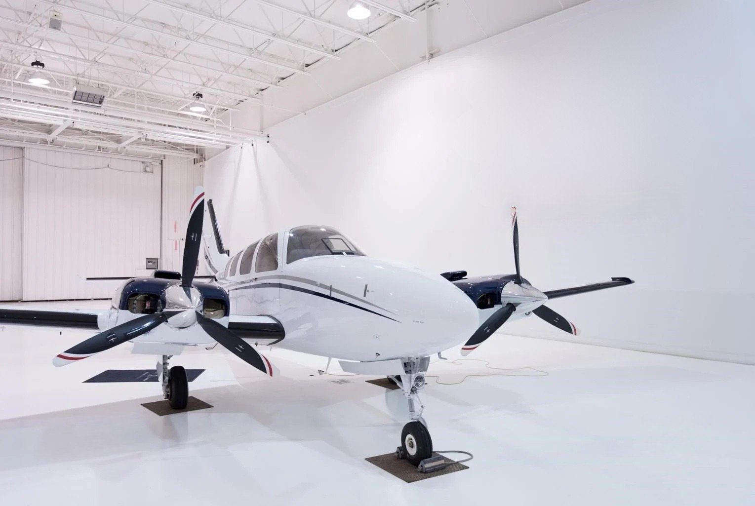 BEECHCRAFT BARON G58 2018