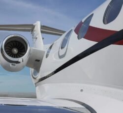 EMBRAER PHENOM 300 2015