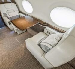 GULFSTREAM G550 2011