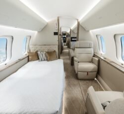 BOMBARDIER GLOBAL 8000 2025