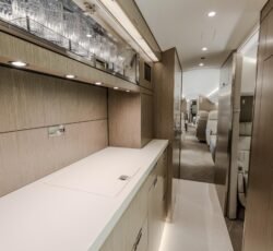 BOMBARDIER GLOBAL 8000 2025