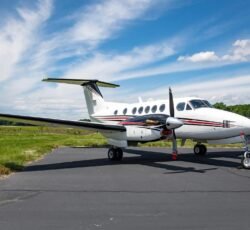 BEECHCRAFT KING AIR B200 1990