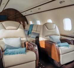 BOMBARDIER CHALLENGER 300 2010