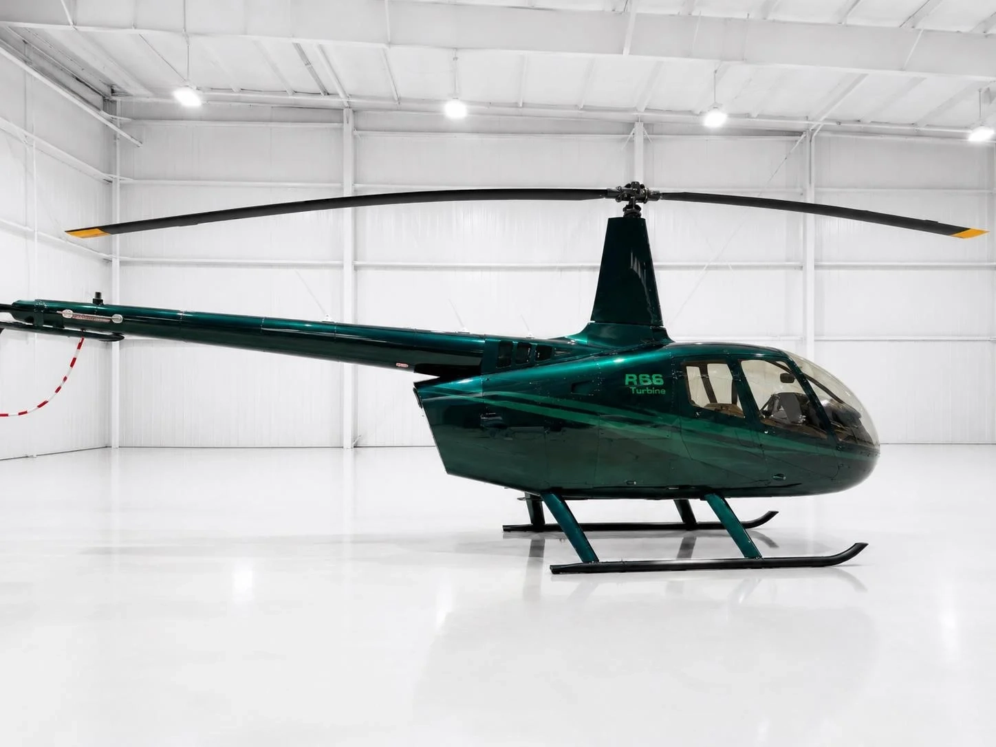 ROBINSON R66 2023