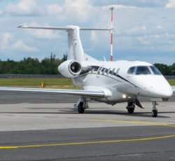 EMBRAER PHENOM 300 2013