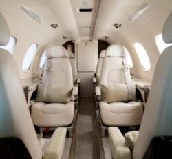 EMBRAER PHENOM 300 2013