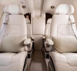 EMBRAER PHENOM 300 2013
