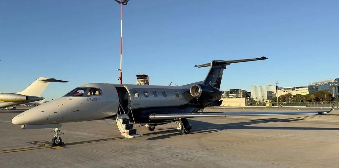 EMBRAER PHENOM 300 2016