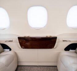 EMBRAER PHENOM 300 2013