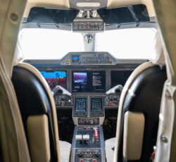 EMBRAER PHENOM 300 2013