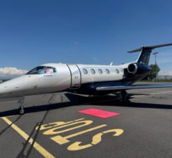 EMBRAER PHENOM 300 2016