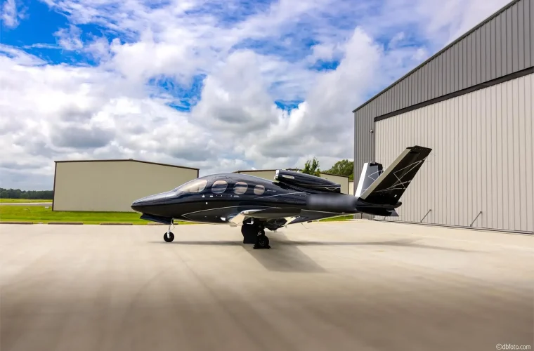 cirrus vision jet a venda